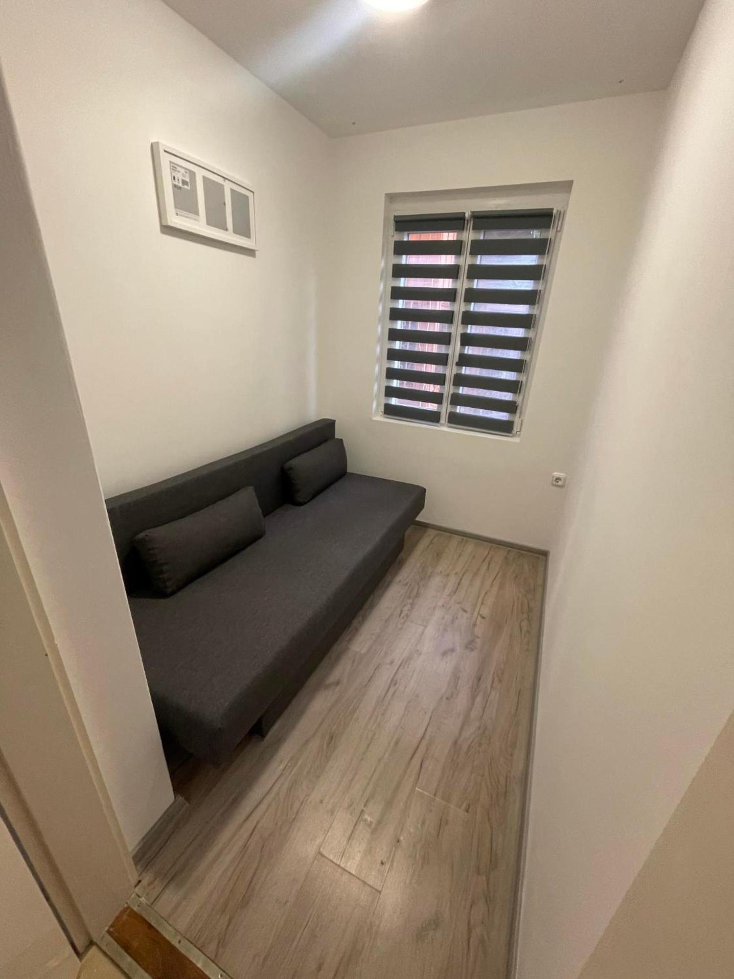 Chill Apartman 欧罗什哈佐 外观 照片