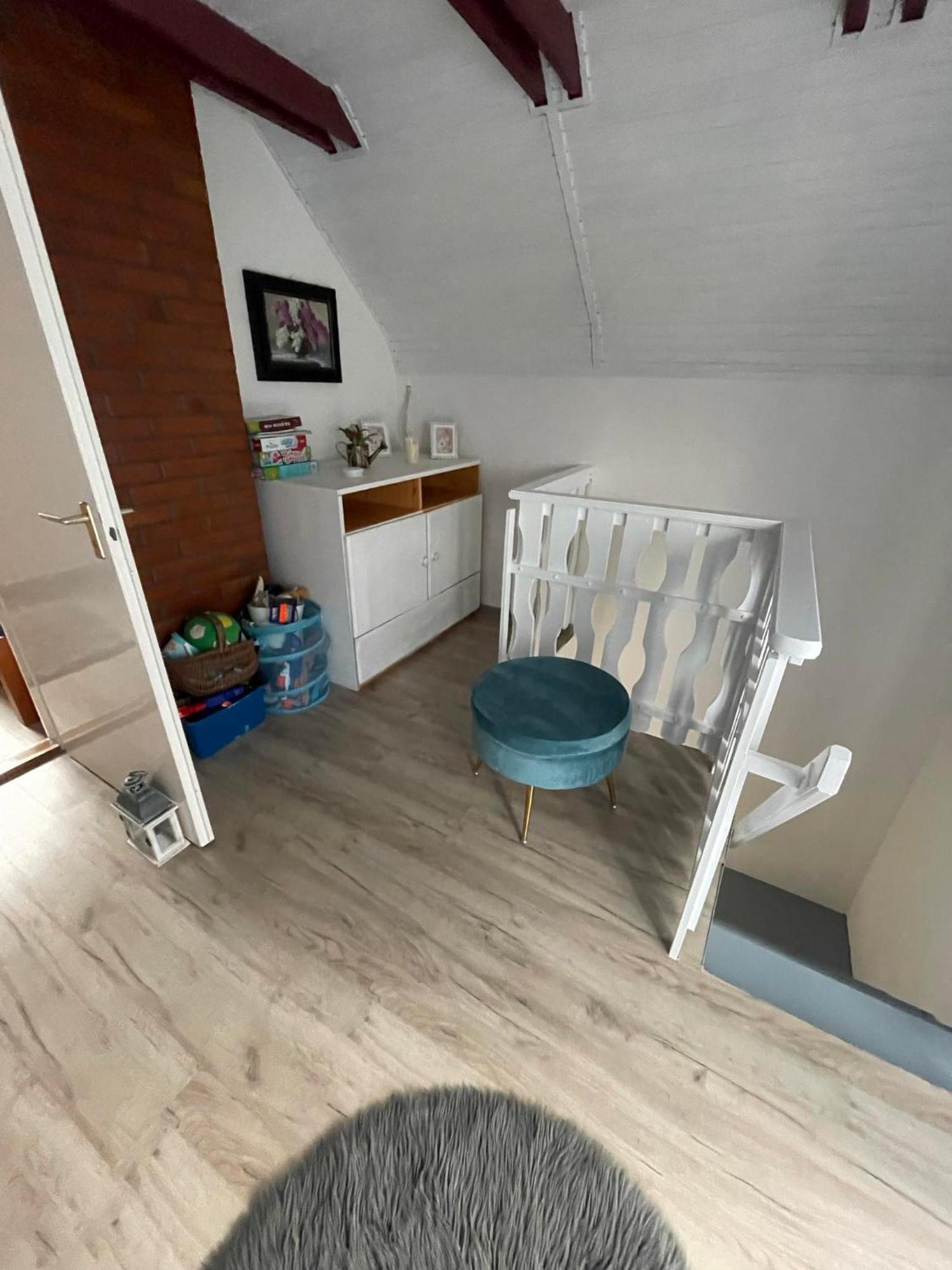 Chill Apartman 欧罗什哈佐 外观 照片